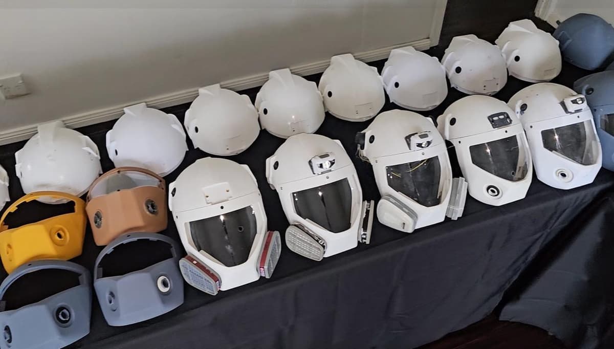 First working prototype of the Atom 5 helmet